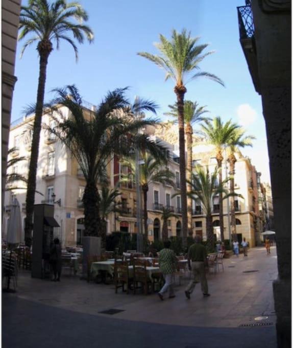 Bright Flat With View To The Castle And The Museum Apartment Alicante Bagian luar foto